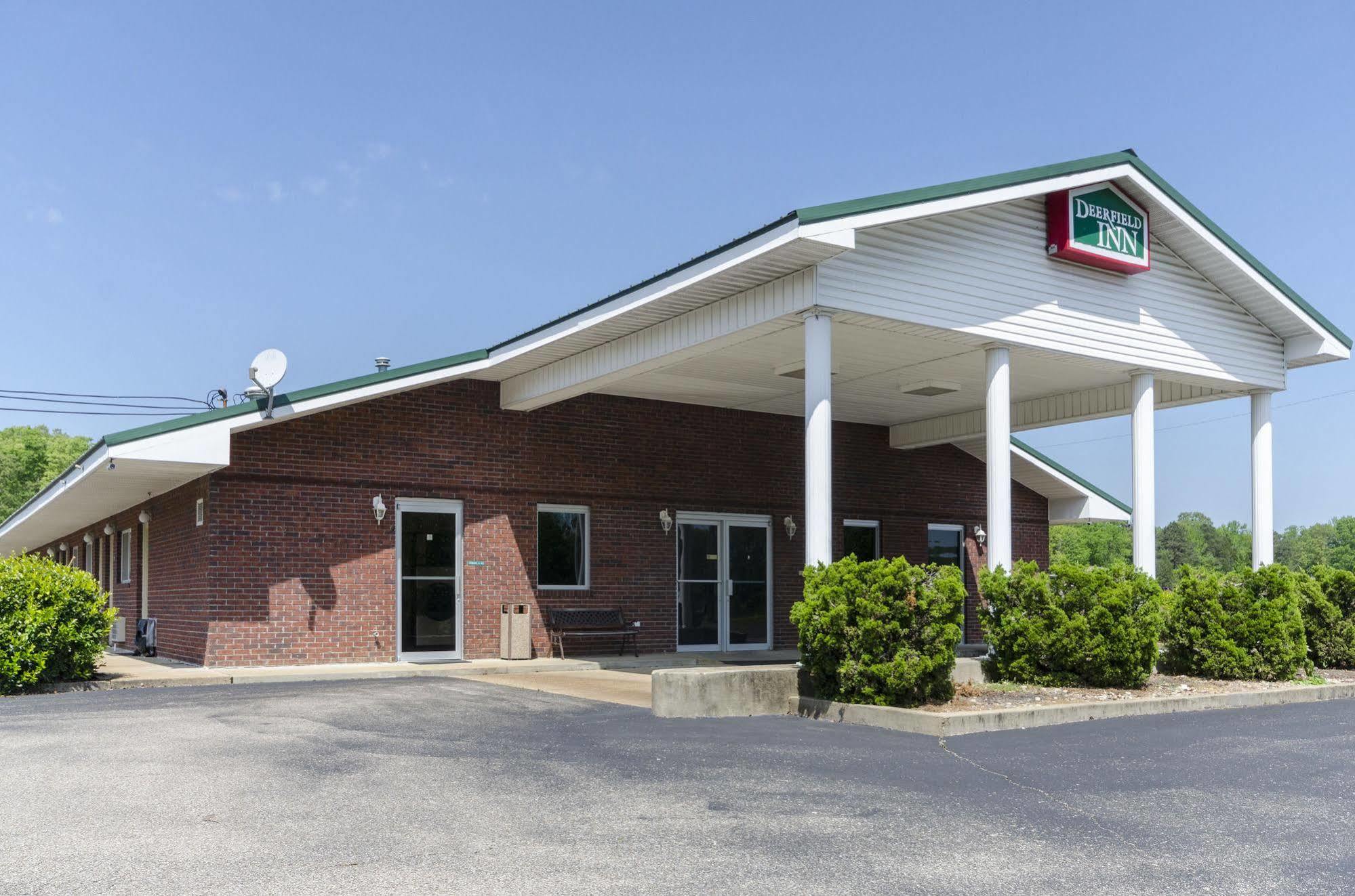 Deerfield Inn Parsons Exteriér fotografie